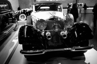 STUTTGART, GERMANY - 23, 2024 Mercedes-Benz Müzesi, Stuttgart, Almanya