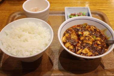 Sichuan mutfağı (Çin mutfağı): Mapo tofu