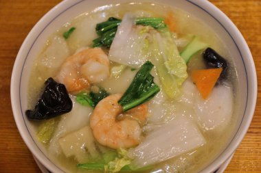 Japon Çin mutfağı: Tokyo, Japonya 'da deniz ürünleri tanmenleri (sıcak erişte)