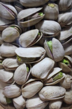 Vietnam 'dan alınmış kavanozdaki fıstık tohumları.