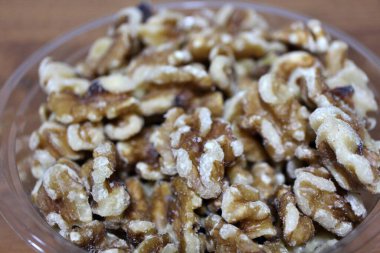 Tokyo, Japonya 'da bir süpermarketten çiğ ceviz alınmış.