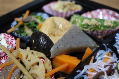 Japon aperatifleri Tokyo, Japonya 'da bir süpermarketten alınmış.