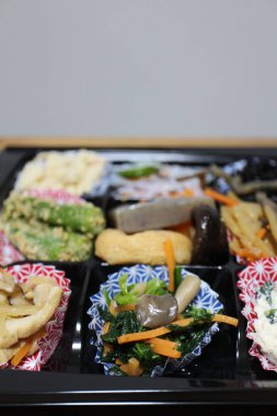 Japon aperatifleri Tokyo, Japonya 'da bir süpermarketten alınmış.