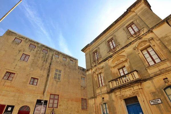 Mdina, Malta 'daki St. Peter Manastırı Müzesi ve Mdina Polis Merkezi