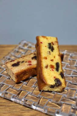 Tokyo, Japonya 'dan satın alınan meyveli kekler (karışık meyve ve kiraz)