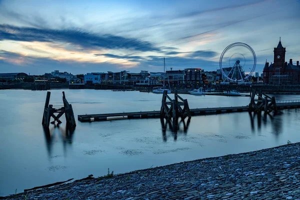 Cardiff Bay Subito Dopo Tramonto Quando Luci Accendono — Foto Stock