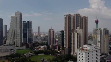 Colombo şehri, Sri Lanka 'nın başkenti, insansız hava aracı görüntüleri. Yüksek kalite 4k görüntü