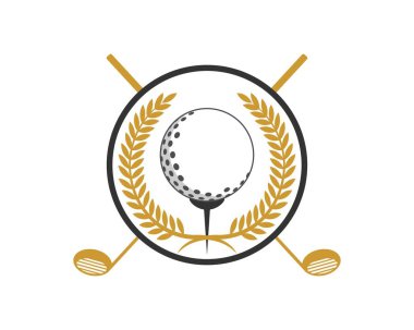 Top ve golf sopasıyla altın yuvarlak buğday