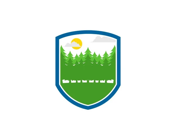 Escudo Protección Con Bosque Pino Interior — Vector de stock