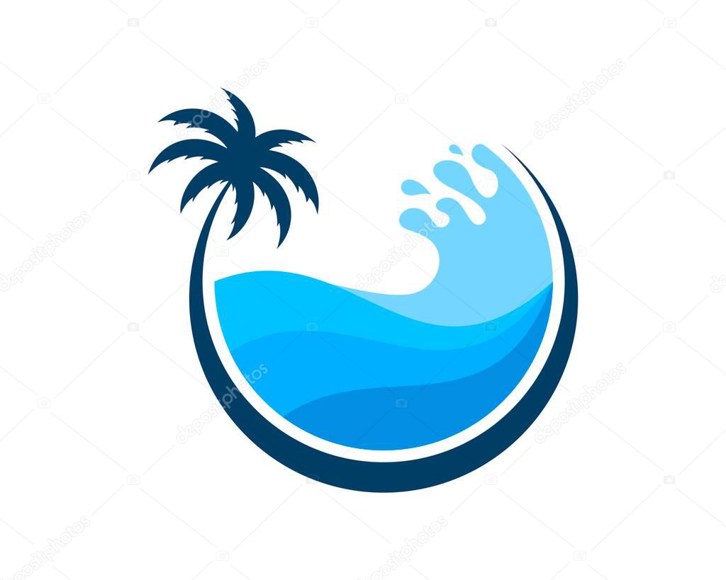 Circle palm tree with beach wave inside