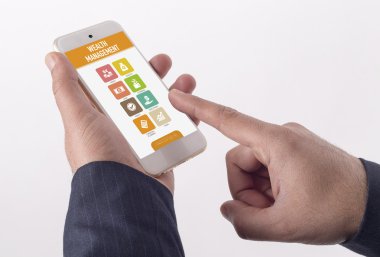 adam gösteren smartphone