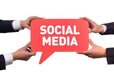 Kırmızı konuşma balonu tutan adamlar