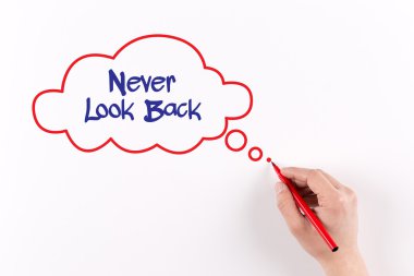 El işareti ile beyaz kağıda yazı