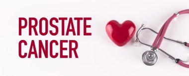 Steteskop ve kalp şekli