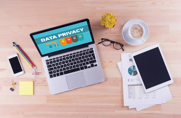Laptop with data privacy text on screen — Stock Photo, Image