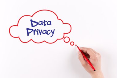 El işareti ile beyaz kağıda yazı