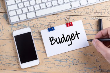 Cep telefonu ve kağıt Not