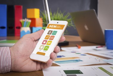 işadamı gösteren smartphone