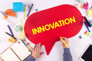 Konuşma balonu yazma işadamı