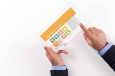 Şeffaf tutan işadamı tablet pc