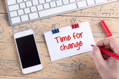 Cep telefonu ve kağıt Not