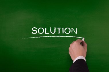 tahtaya el tarafından yazılmış kelime