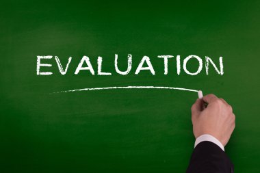 işadamı tahtaya yazma