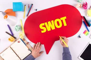 Konuşma balonu yazma işadamı