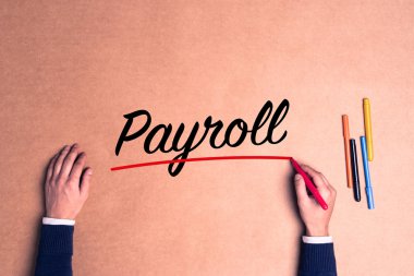 Kağıt üzerinde el yazma metin