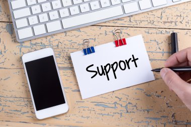 Cep telefonu ve kağıt Not