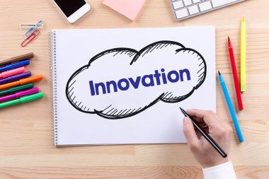 not defterinde yazıyor adam