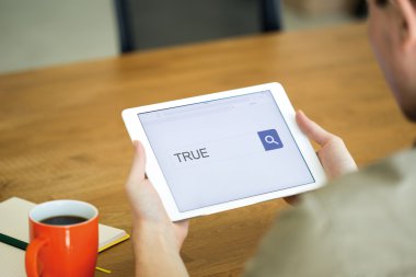 Tablet pc ile arayan