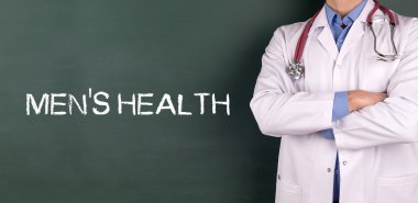 Doktor ayakta ön yazı tahtası