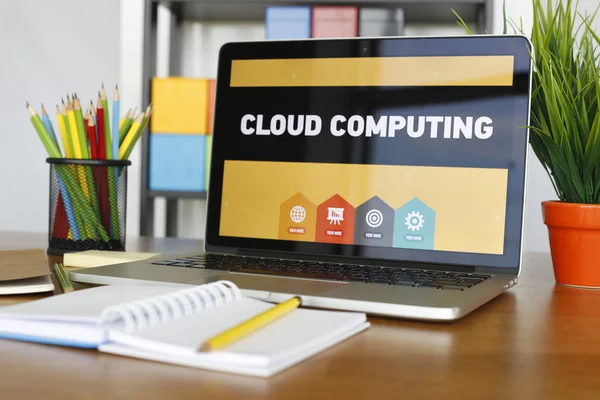 Cloud Computing tekst op laptop — Stockfoto