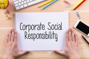 çerçeve tutan eller