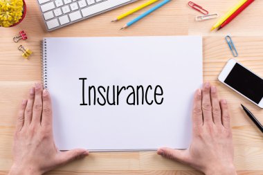 çerçeve tutan eller