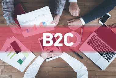 İş ekibi birlikte çalışıyor.