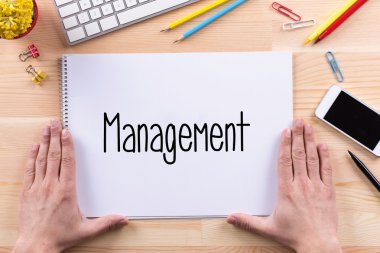 Kağıt üzerinde yönetim metin