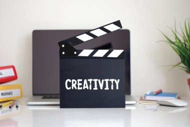 Sinema Clapper kelime ile