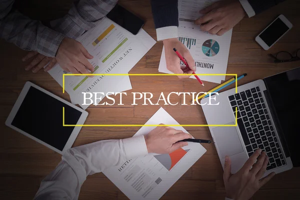 Business team working at desk — Stock Photo, Image