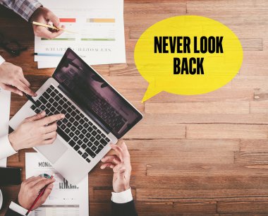 Ofiste çalışan iş ekibi. 