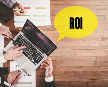 Ofiste çalışan iş ekibi. 