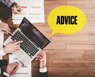 Ofiste çalışan iş ekibi. 