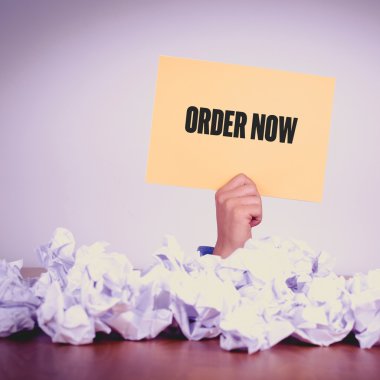 El tutma sarı kağıt