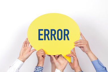 konuşma balonu tutan insanlar