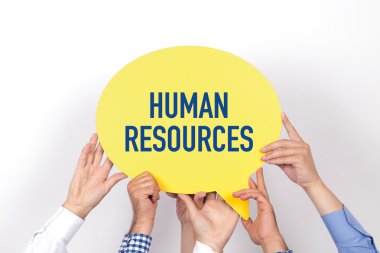 konuşma balonu tutan insanlar