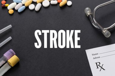 siyah arka plan ile ilaç