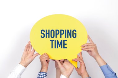 konuşma balonu tutan insanlar