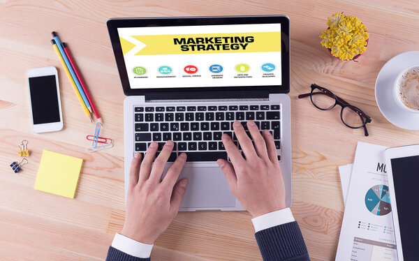 Концепция на экране ноутбука
