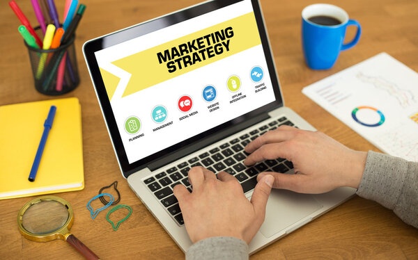 Концепция на экране ноутбука
